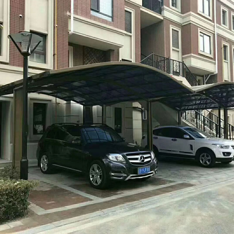 Carport Louvered dengan Bumbung Kalis Hujan Aluminium Boleh Laras